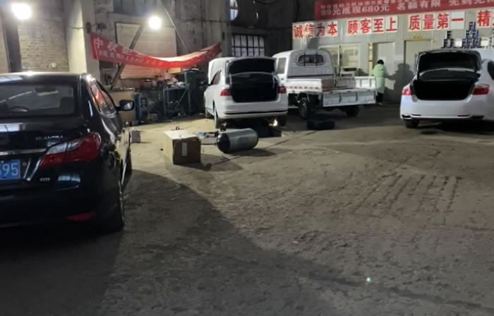 �̓r�ϝq��Ȼ����b܇�v�A�s���